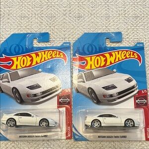 2 White Nissan 300ZX Twin Turbo Hotwheels